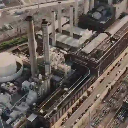 Projections climatiques du GIEC (IPCC AR6), résolution spatiale de 0,1° (10 km) de 1981 à 2100.